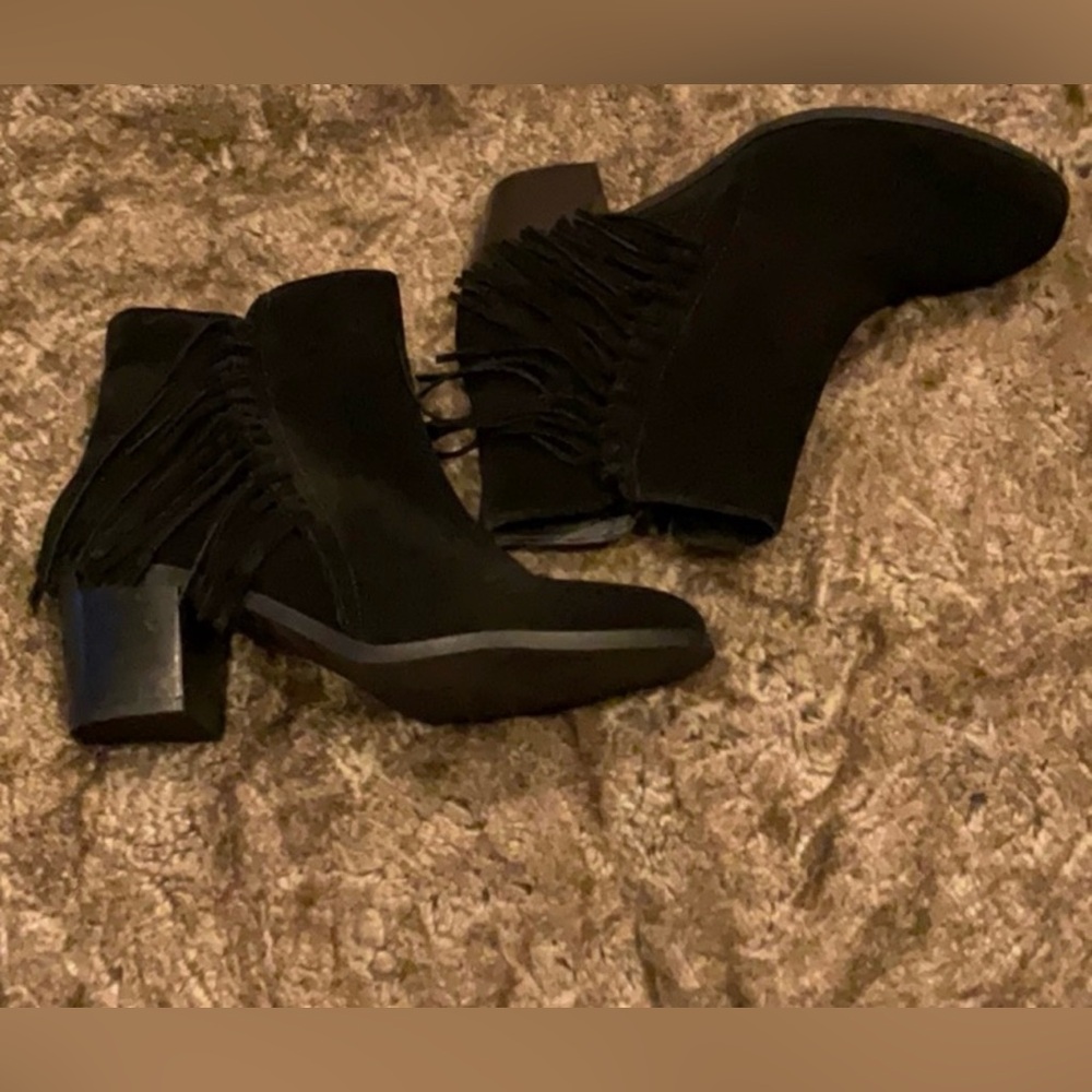 Kenneth Cole Reaction Rotini Black Fringe Ankle Booties
